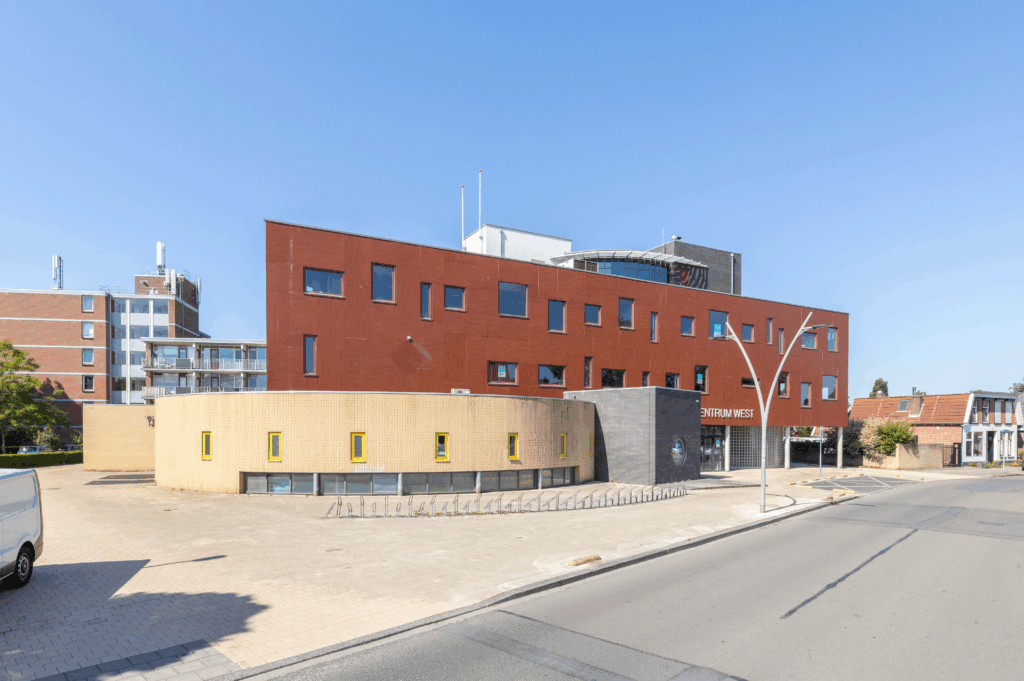 Ruime appartementen in direct gebruiksklaar gebouw in Enschede, geschikt voor 24-uurszorgbestemming