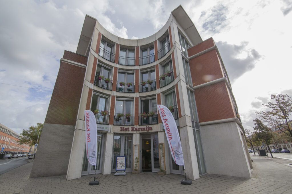 ’s Heeren Loo Het Karmijn