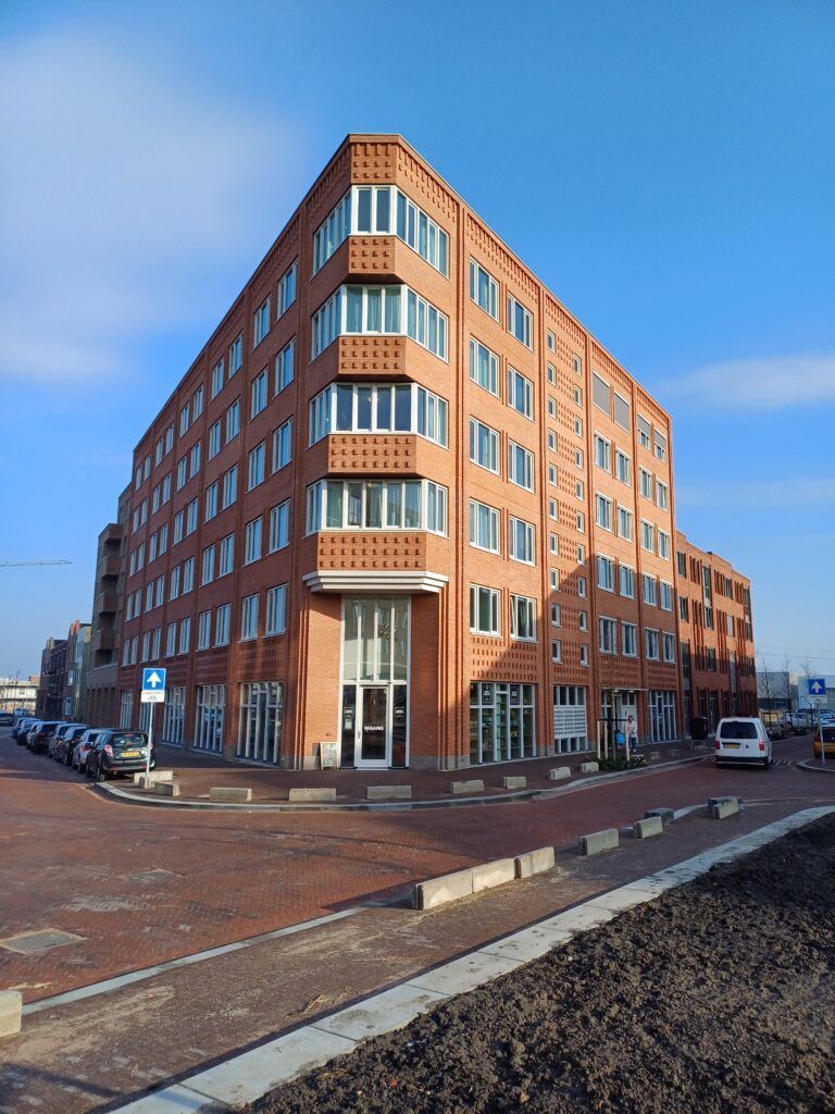 Triade-Vitree – Spotlight theater