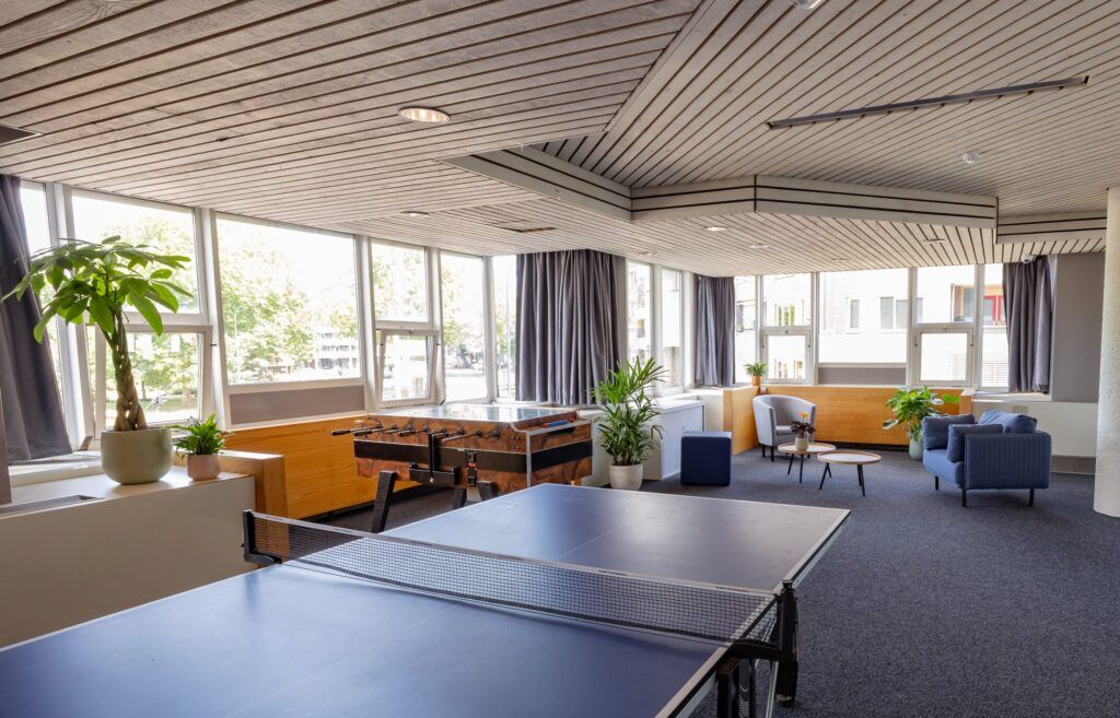 Youngster kleinschalig jeugdgroepen en een crisisgroep.