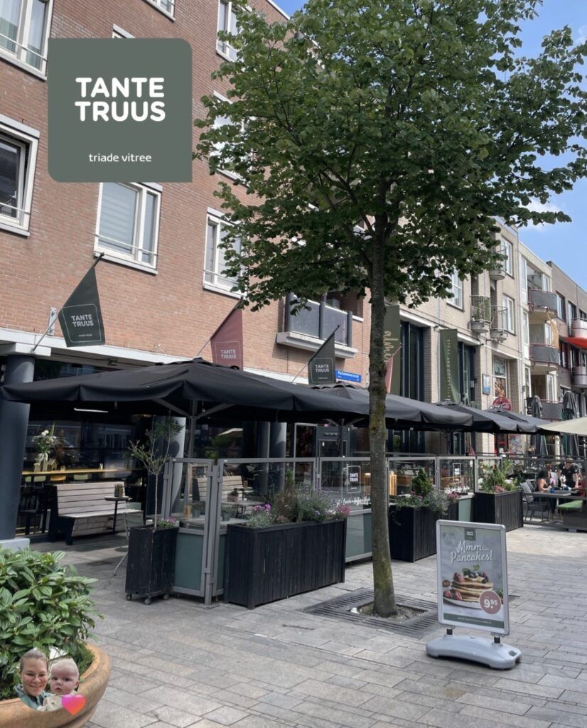 Triade-Vitree – Tante Truus